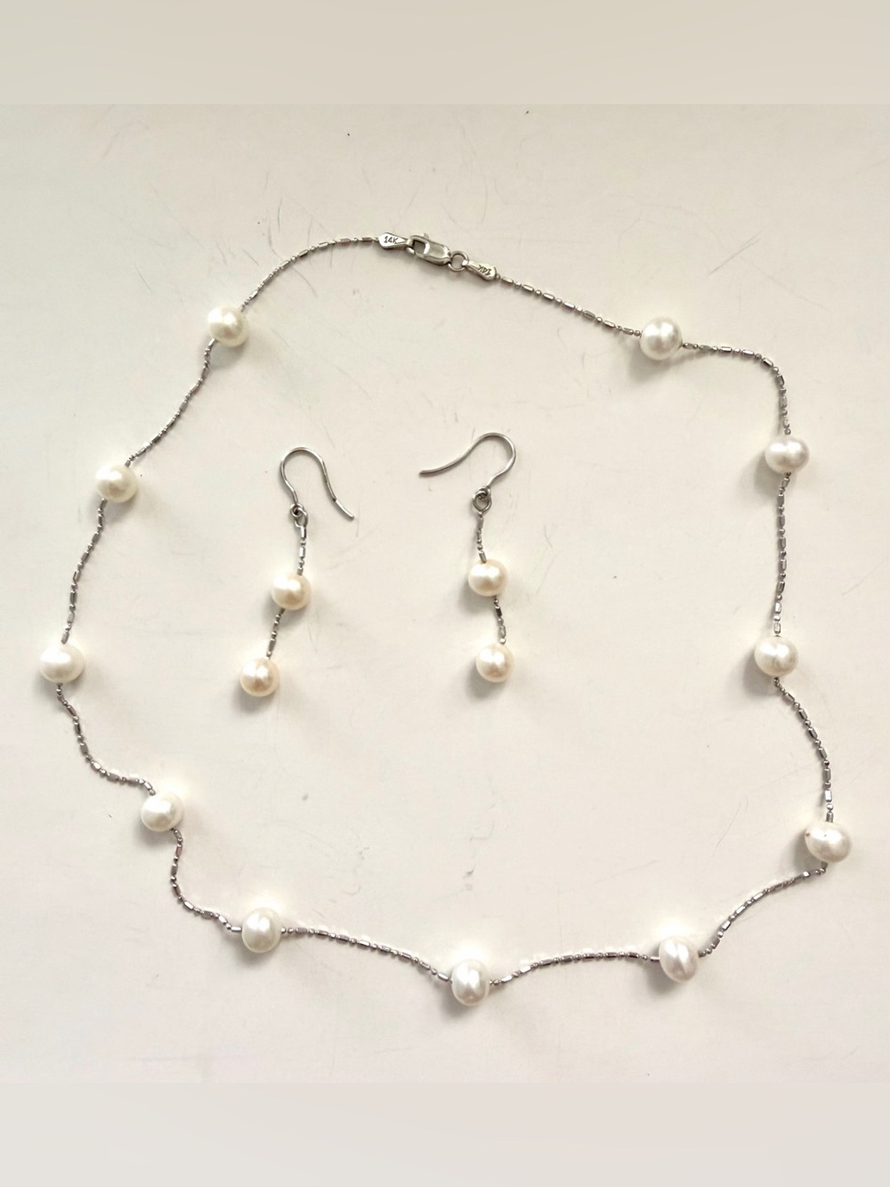 14 K WHITE GOLD chain cultured pearls necklace Drop earrings set